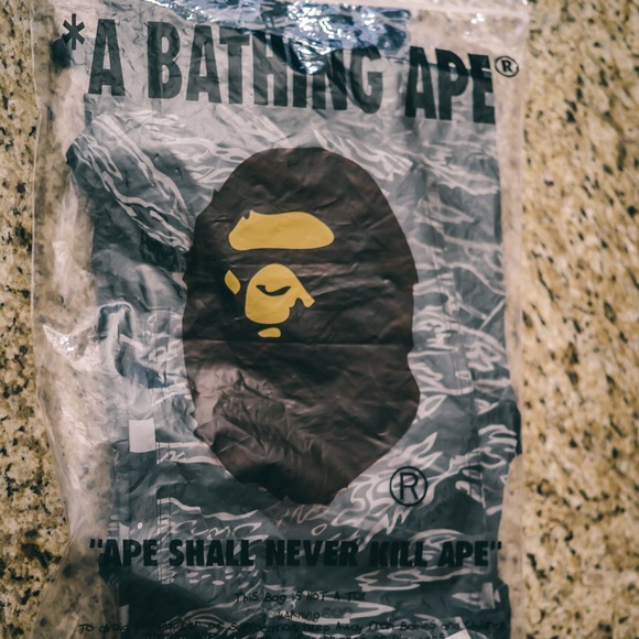 Bape X Undefeated Cargo Pants 2018 size 36 - Picture 6 of 6